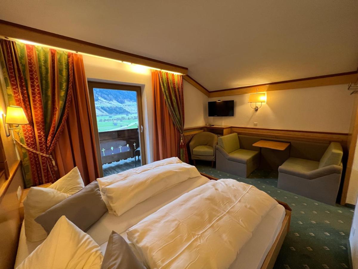 Hotel Ladestatthof Neustift im Stubaital Exterior foto