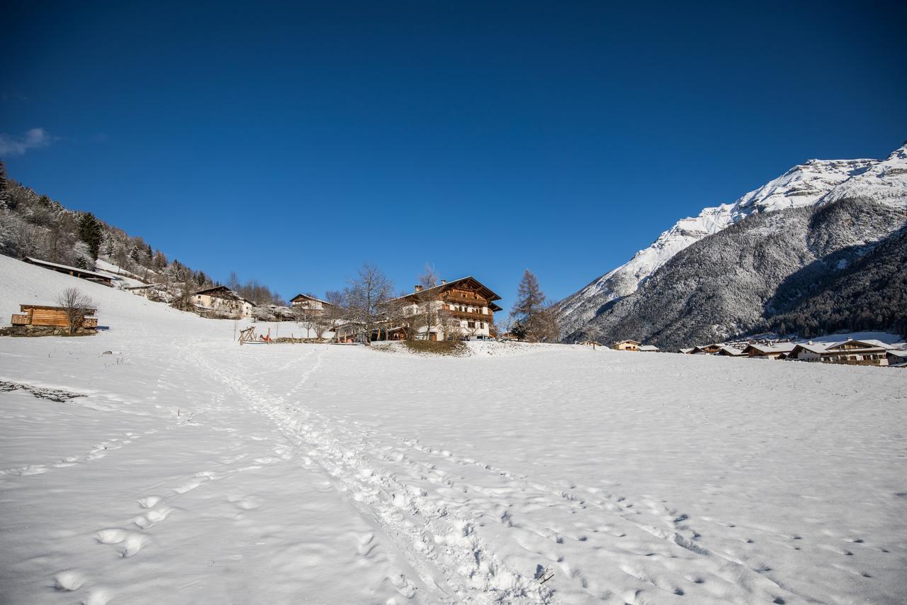 Hotel Ladestatthof Neustift im Stubaital Exterior foto